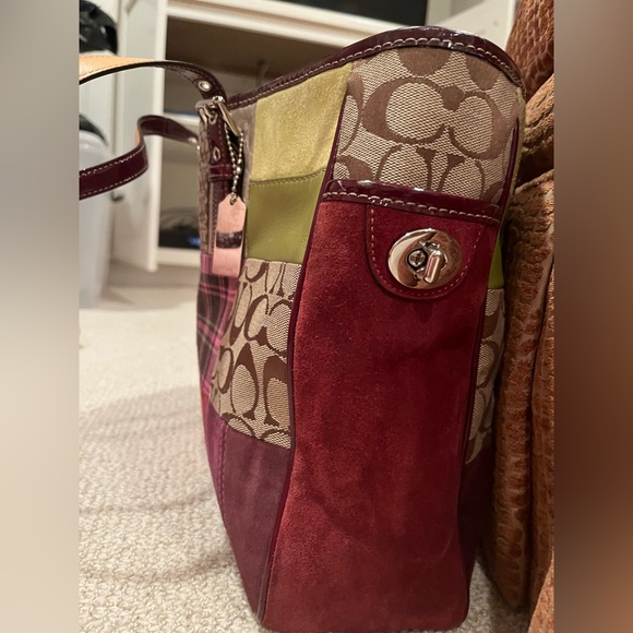 Authentic EUC Patchwork Coach Tote - Picture 3 of 9